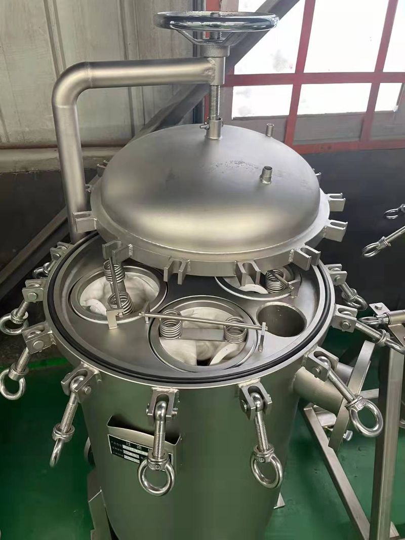 袋式过滤器-袋式过滤器-过滤器-产品中心-烧结网_烧结毡_不锈钢折波滤芯_冲孔板复合网_粉末烧结滤芯_金狮贵宾会